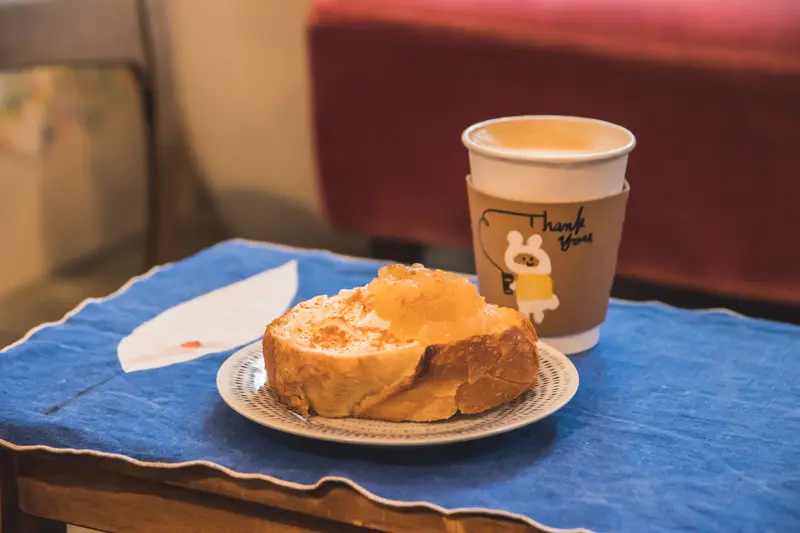 coffee ritmos(コーヒー リトモス) 自家製りんごジャムとクリームチーズのタルティーヌ