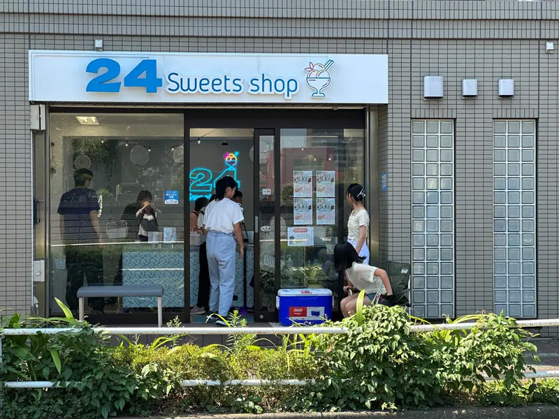 24 Sweets shop