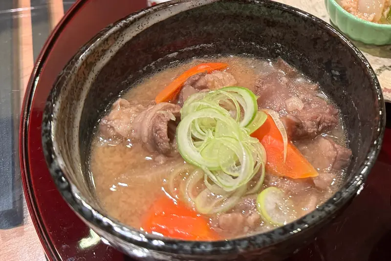 呑食歌川村 牛すじ煮込み