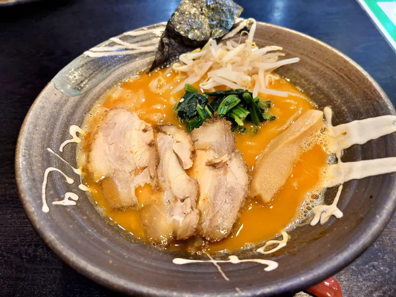 鶏白湯専門店つけ麺まるや_鶏白湯_味噌ラーメン