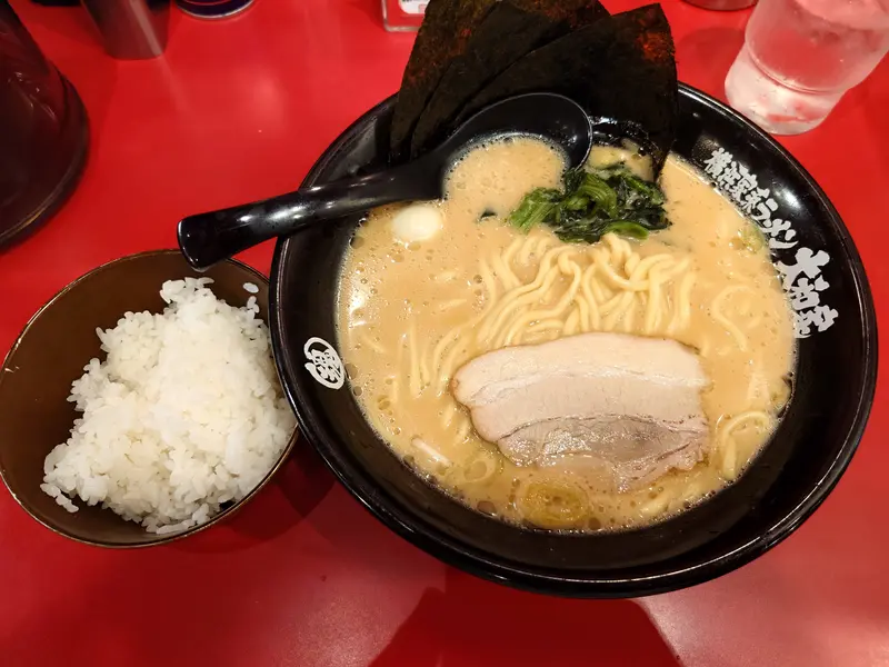 横浜家系ラーメン大和家_ラーメン