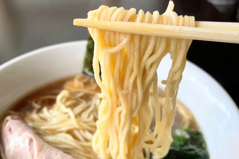 ラーメンhanabi_こだわりの中太麺