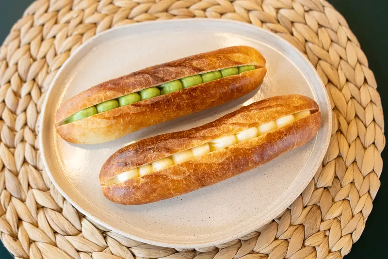 MANNAKA Cafe & Bistro_パン