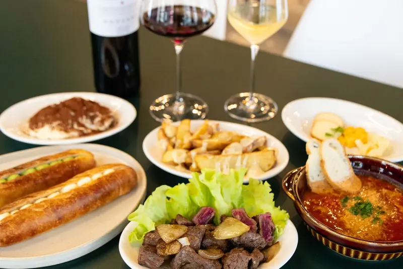 MANNAKA Cafe & Bistro_料理