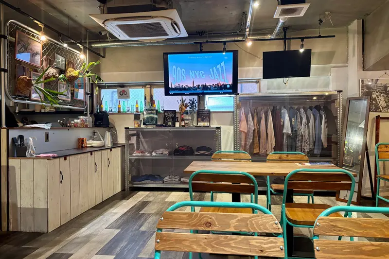 EMPTY BURGER_店舗内観