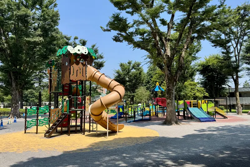 陵南プール陵南公園