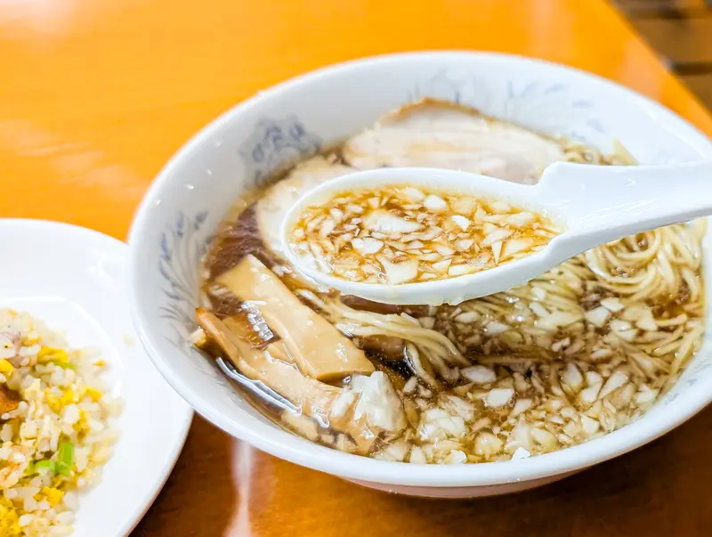 北野タンポポ_八王子ラーメン_スープ