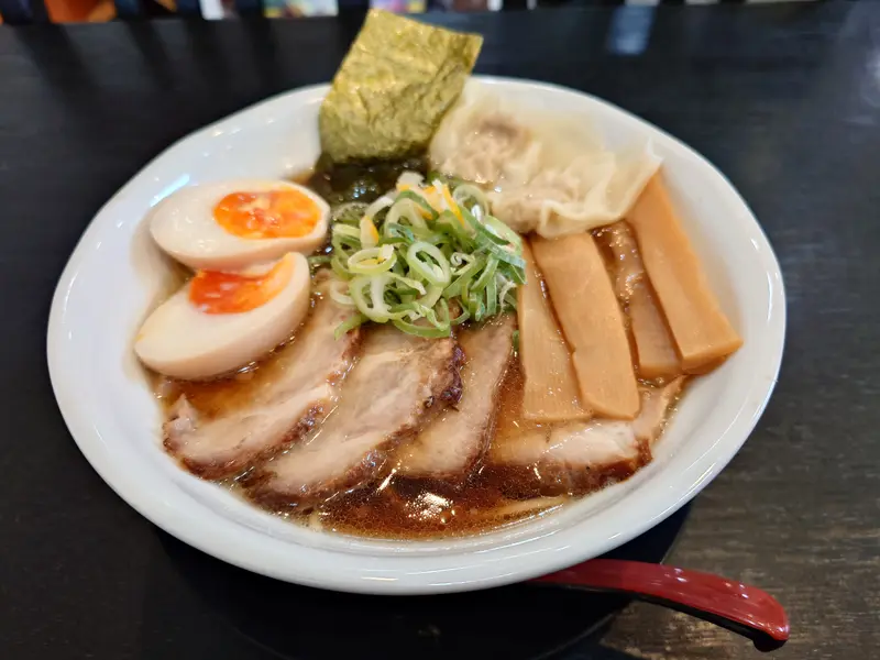 らぁ麺井上商店_特製鶏清湯醤油らぁ麺