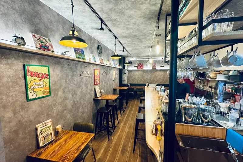 cafe&bar BunBunBun 店内