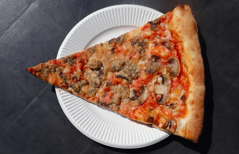 #NO NAME PIZZA 八王子駅前店 スライスピザ単品