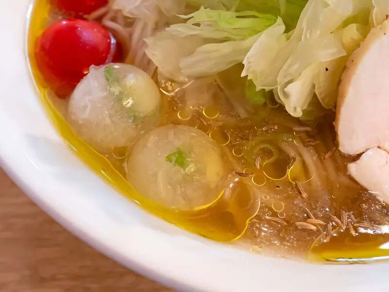 あずき_セロリ麺_スープ