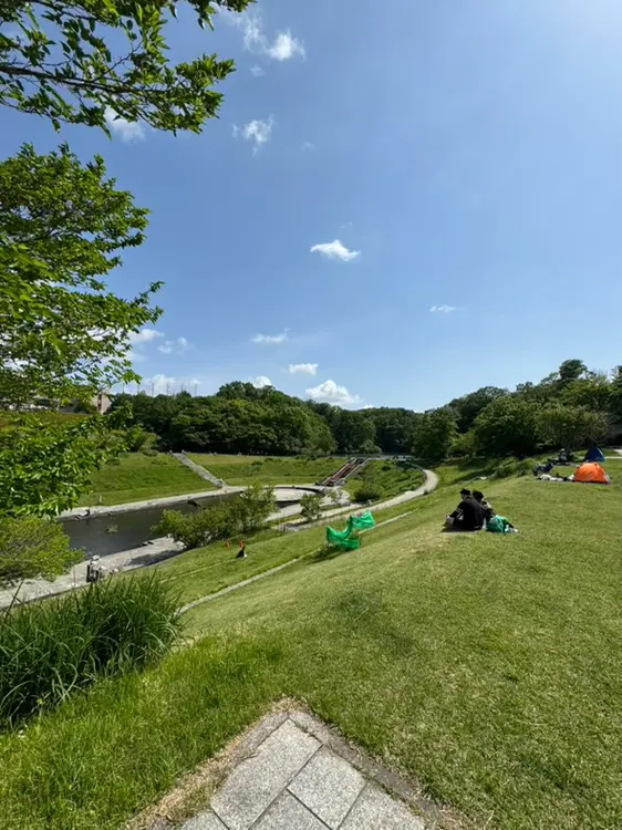 2005八肉祭_長池公園の池の周囲