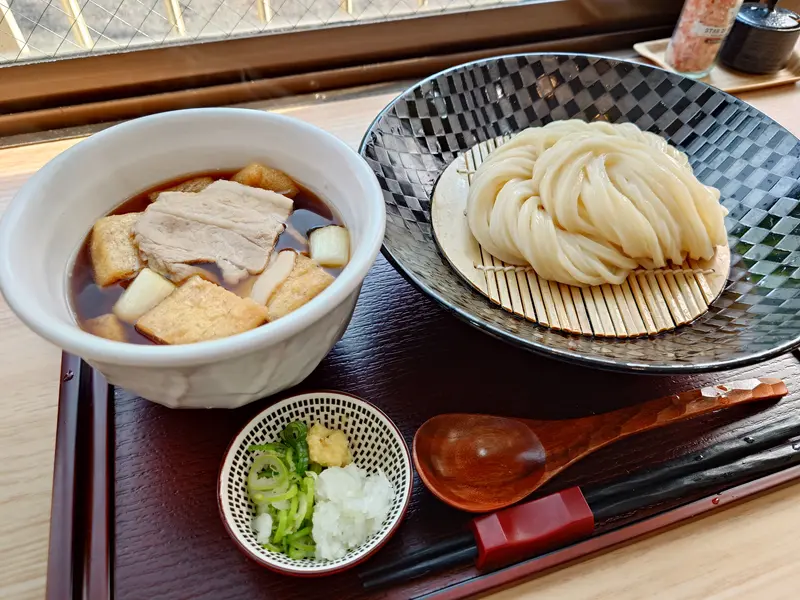 自家讃岐麺処いち撚_豚つけうどん