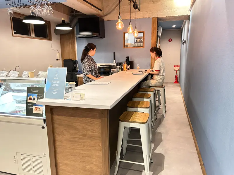 Sustainable Table_店内カウンター席