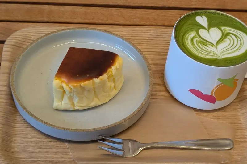 BRING CIRCULAR TAKAO_バスクチーズケーキセット