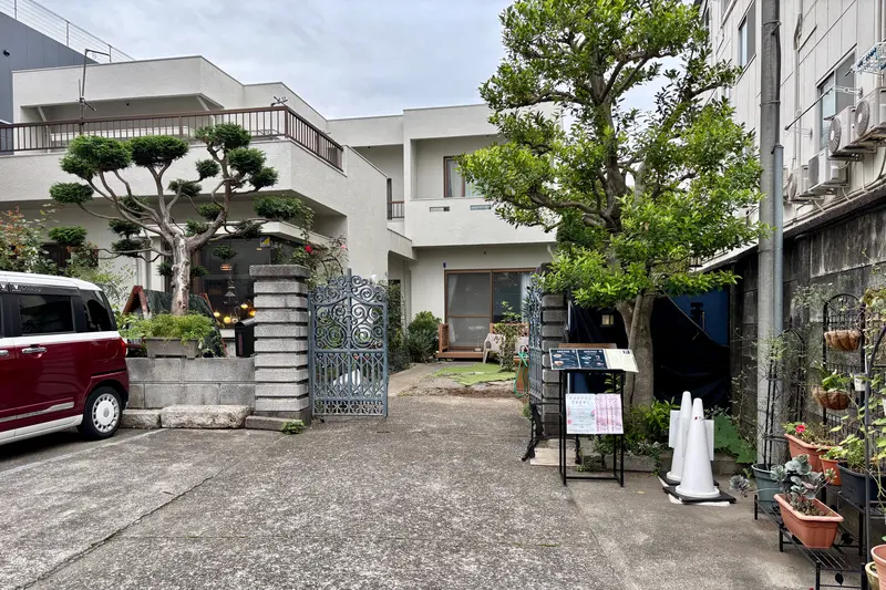 cafe萌木香屋_せきもと屋外観