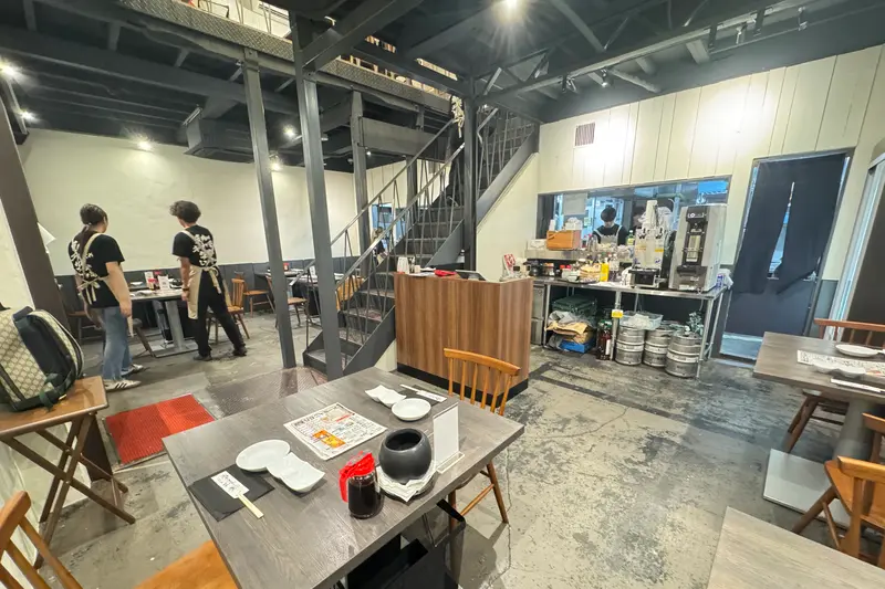 焼肉とごはんの奇跡八王子店 1階