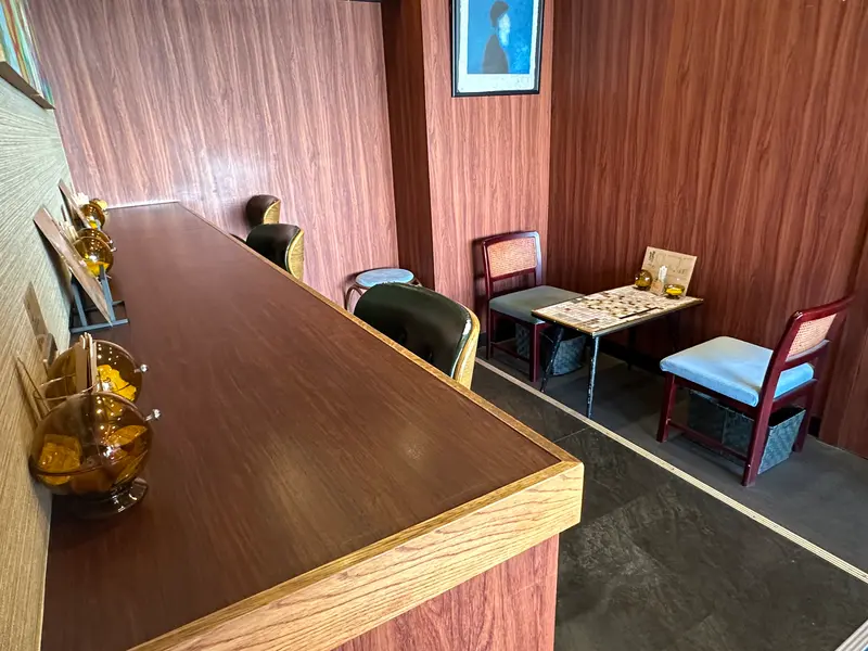 LAMP COFFEE　内観1