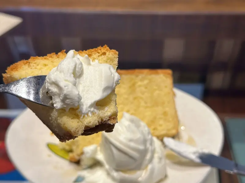 LAMP COFFEE　シフォンケーキ