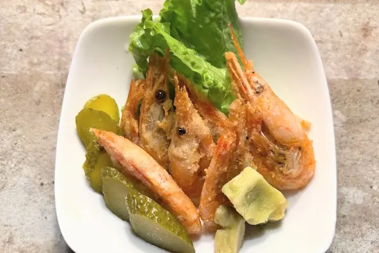 BAR天国の定番メニュー「ガーリックシュリンプ」