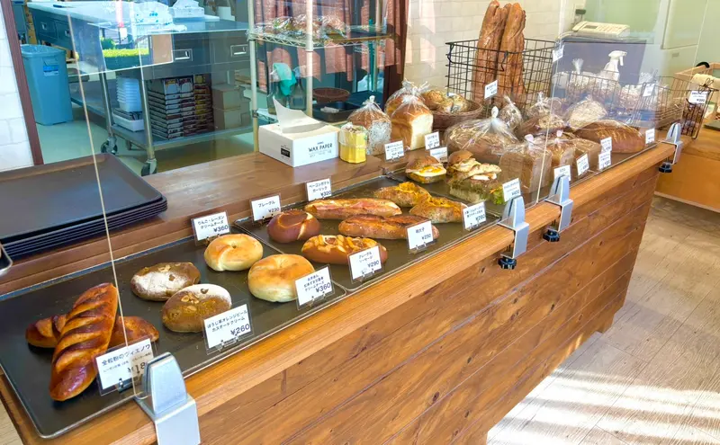 イイダベーカリー_店内