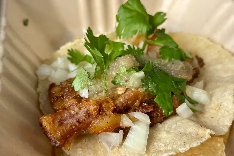 HOMETOWNGROCERIES_ポークタコス寄り