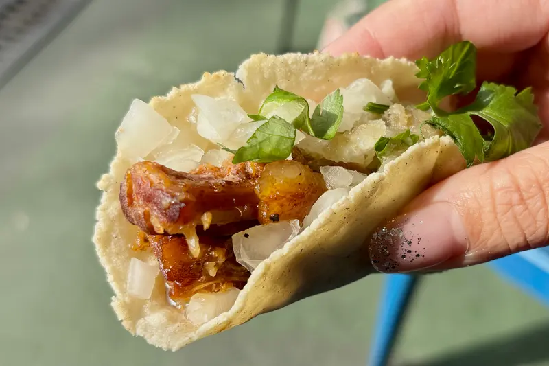 HOMETOWNGROCERIES_ポークタコス寄り