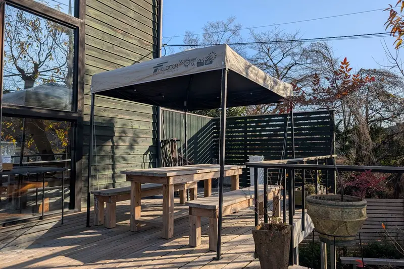 Vegeware Café_テラス席