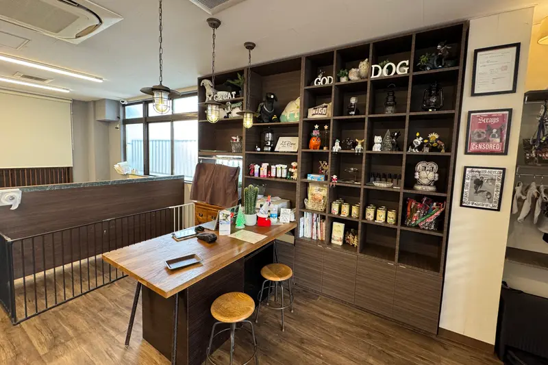Lil’DOG リルドッグ　店内