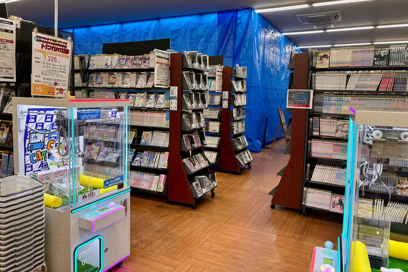 古本市場トップブックスオープン_店舗内観