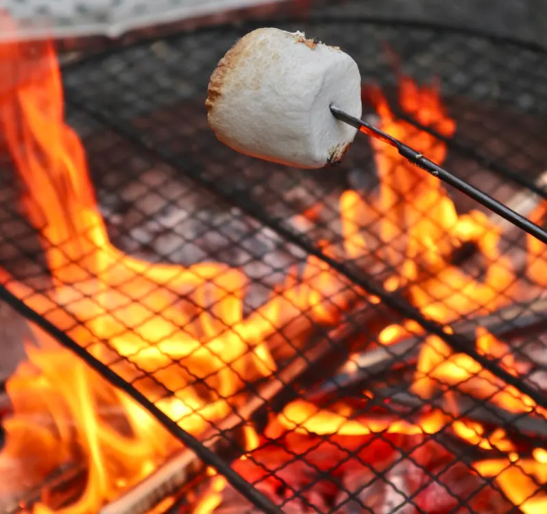 タキビメン　マシュマロ炙り