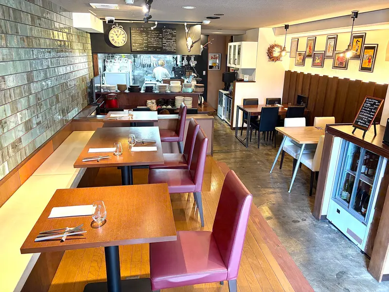 ビストロフェルム_内観