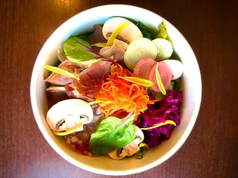 ビストロフェルム_サラダ