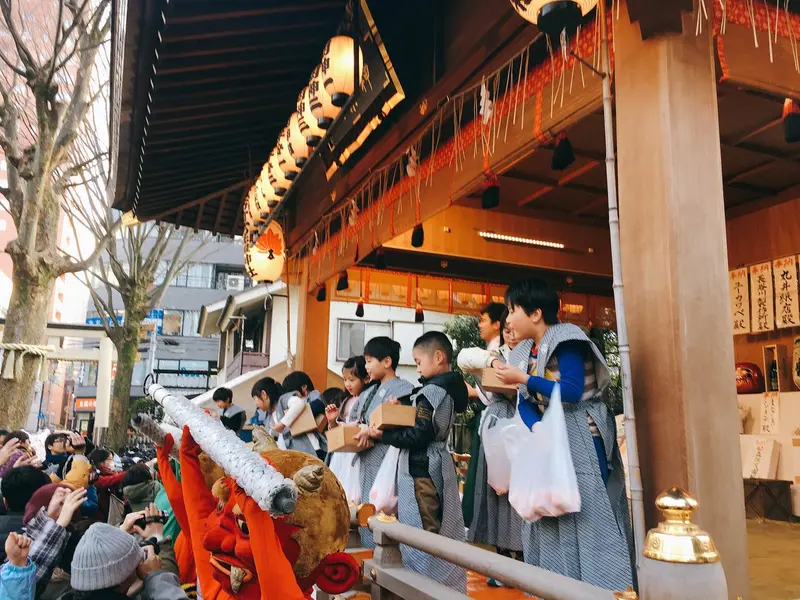 子安神社の節分祭2018!!鬼と人壁をすり抜けた奇跡の豆ミカン