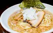 煮干し×豚骨×背脂！700杯食した探究心が生んだ進化系八王子ラーメン『響』