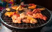 炭火のにおいまとってる？煙に包まれる昭和レトロな焼肉ランチ【編集部の日常】