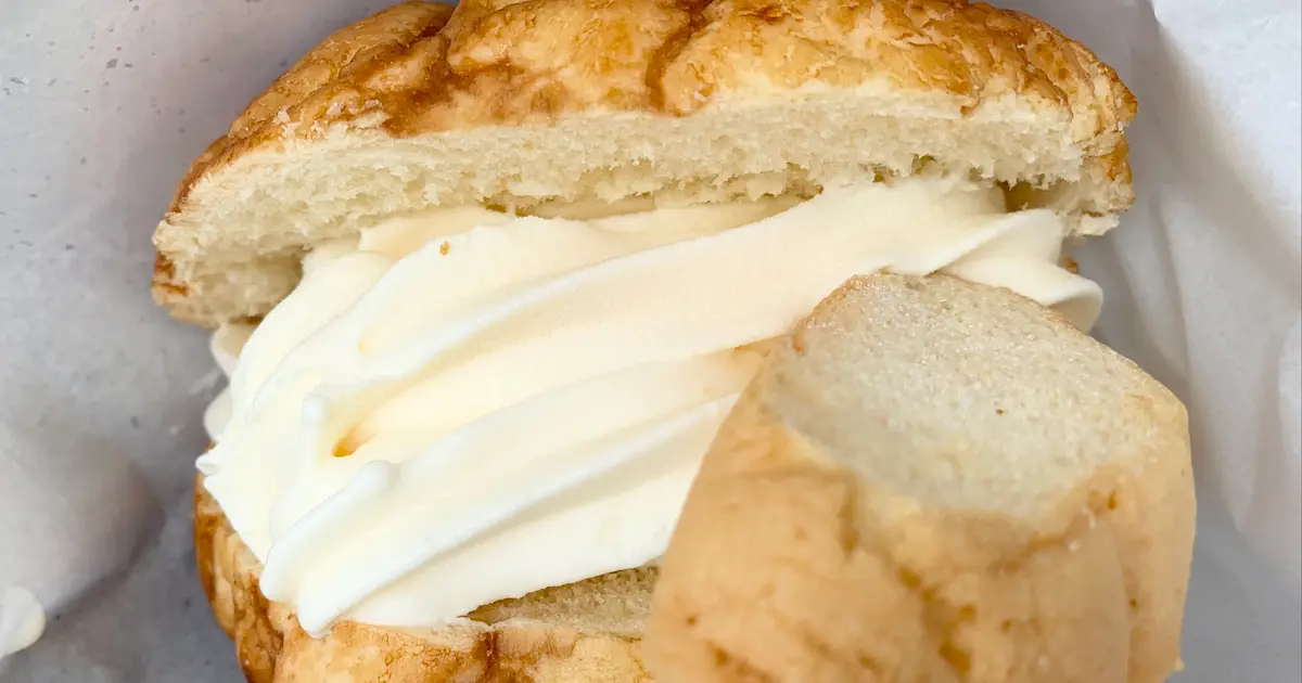 アイス×メロンパンで夏先取り！駅チカの『八王子メロンパン 北口店』で