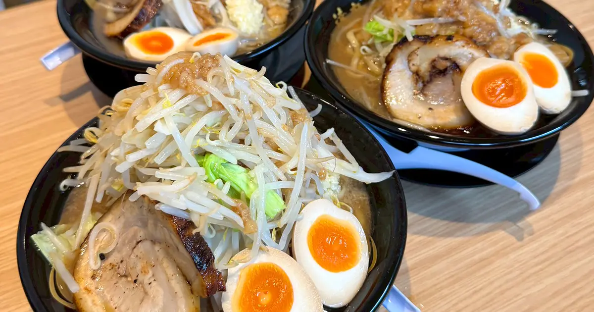 ローソンのニワトリ(亜留間次郎) 25年10月～アニメ「3年Z組銀八先生」放送中！3年Z組銀八先生の