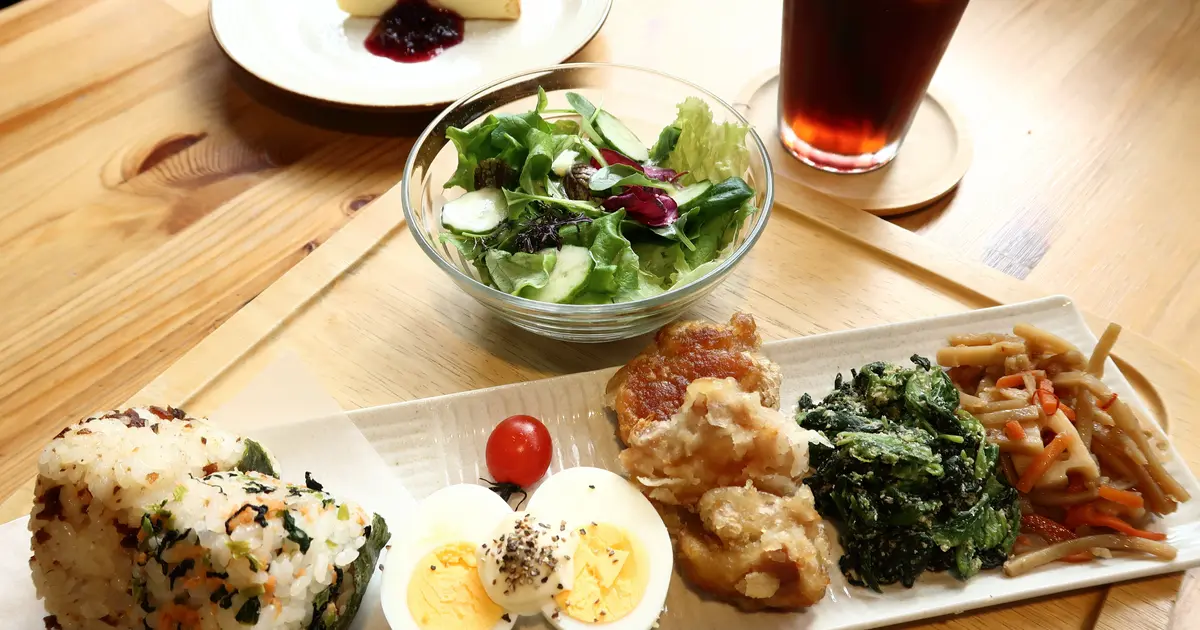 ご飯 青森ランチ 藤崎町葛野前田「lunch factory むら咲」ビーガン向けご飯