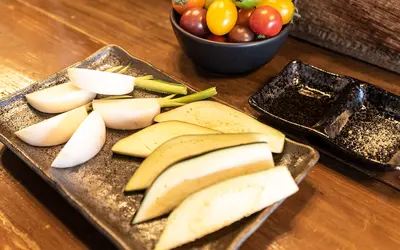 新鮮野菜が食べられる罪悪感0のBAR『八王子やさいキッチン』