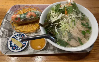 寒い日に食べるフォーは最高♪ベトナム料理のお店『フォンフォー』