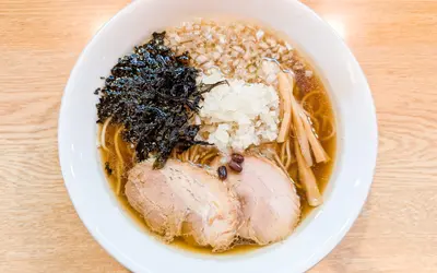 スープに「あずき」！？選べる4種の自家製麺と店主の人柄が沁みる『麺処あずき』至福の一杯