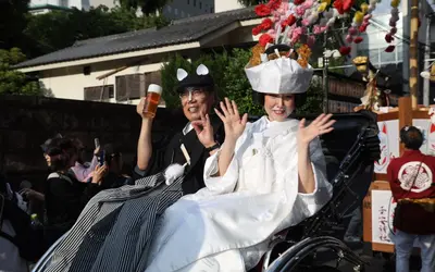 【きつね祭 開催レポ】仮装で街が一変！和装と化粧で楽しむ“きつねの行列”