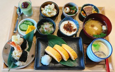 西八の老舗うなぎ店で出会った“影の主役”──絶品だし巻き玉子に感動！