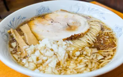 北野で出会う、王道八王子ラーメン。ラーメン×半チャーハンの満足セット！