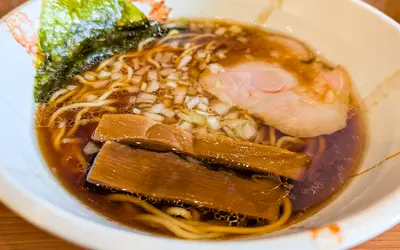 濃厚なのにすっきり！八王子『めん屋とんぼ』で自分好みの一杯を楽しむ