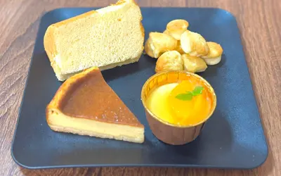 玄関先にショーケース…？上柚木の住宅街で出会った無添加スイーツ工房