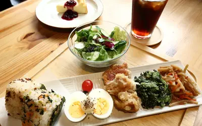 栄養満点のランチが全品680円！親子で楽しめるファミカフェ『Deep Forest』