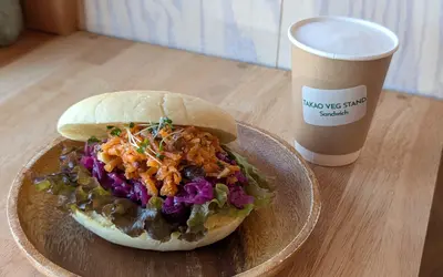 素材にこだわったヴィーガンサンドイッチが人気。高尾の新スポット『TAKAO VEG STAND』
