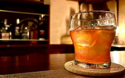 地元でも知られていない謎の灯り。超隠れ家『BAR SALMO(バーサルモ)』に潜入！